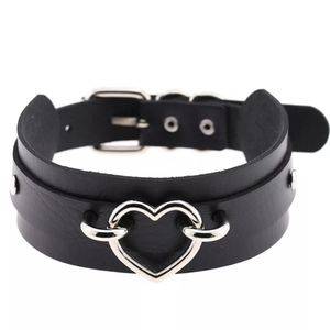 Love Struck Choker
